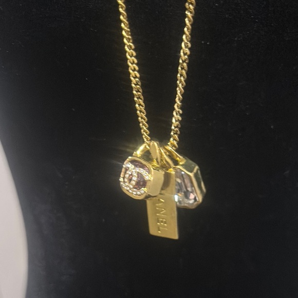 Chanel Gold Layered Necklace Set - Picture 2 of 5